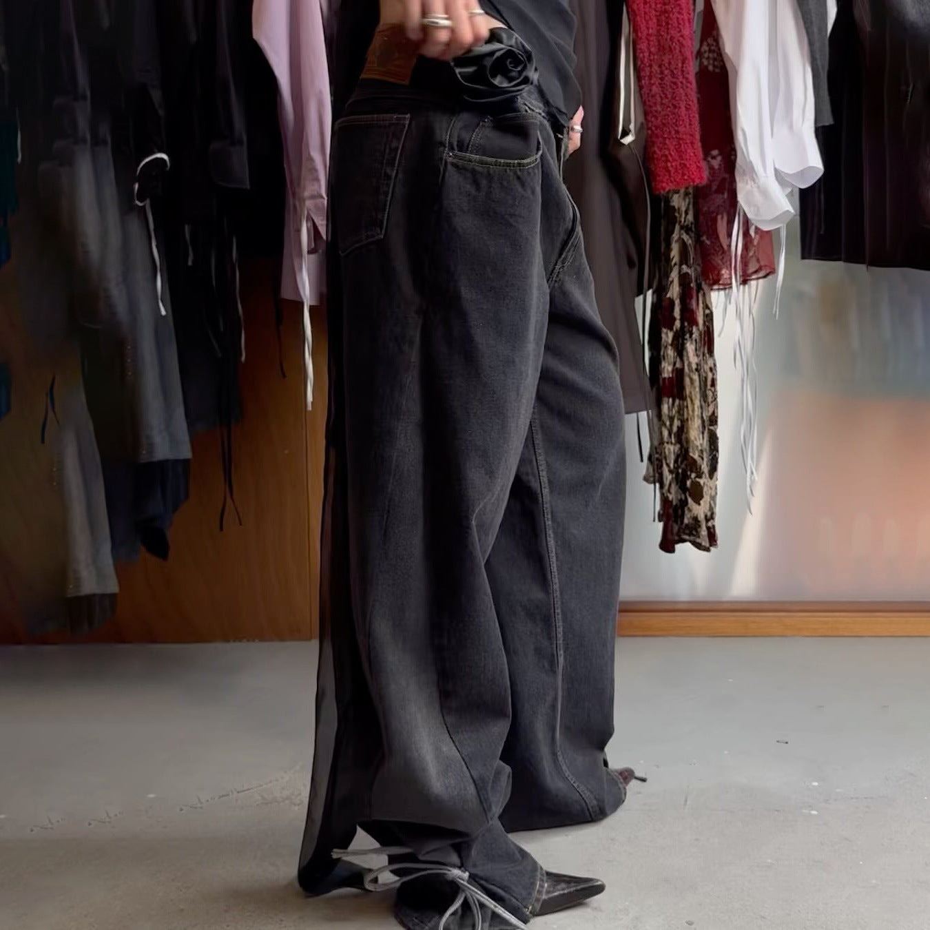 Women's design sense lace-up hem side color-blocked jeans, versatile street style American wide-leg straight-leg pants